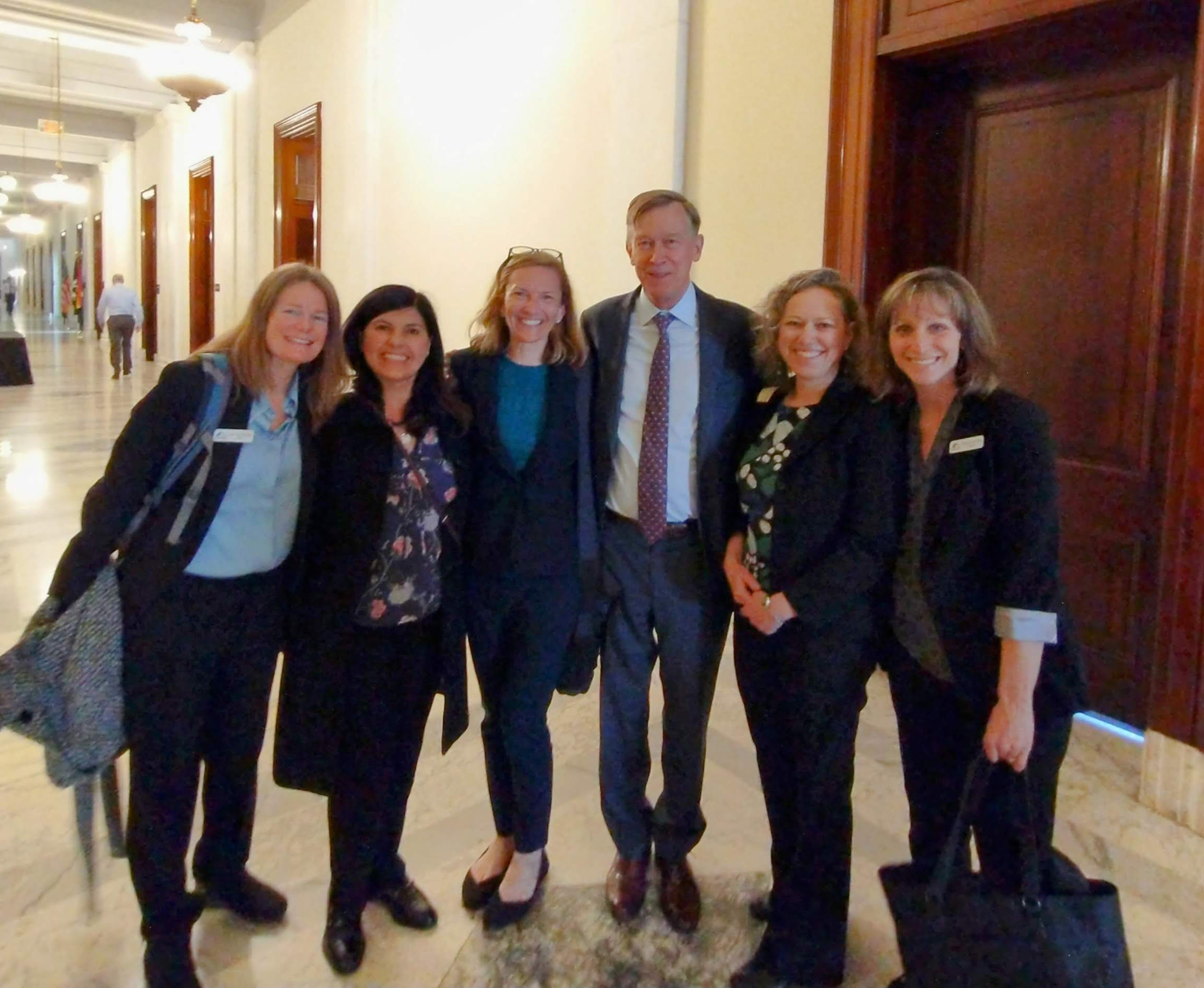 Mountain mamas pose with Congressman in Washington D.C.